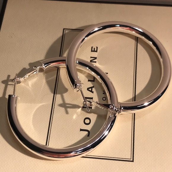 🌟 Sterling Silver Hoop Earrings - Picture 3 of 4